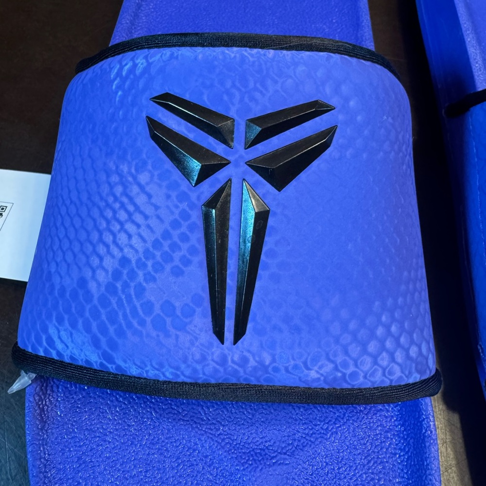New Nike Kobe Slides Sandals Purple Black - Picture 4 of 16